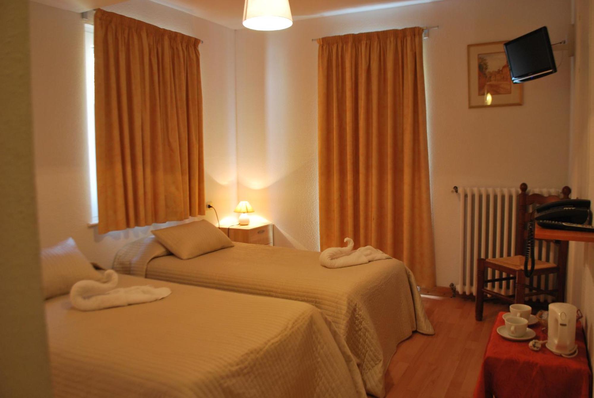 Hotel Roc De St Miquel & Apartment Soldeu Exterior photo